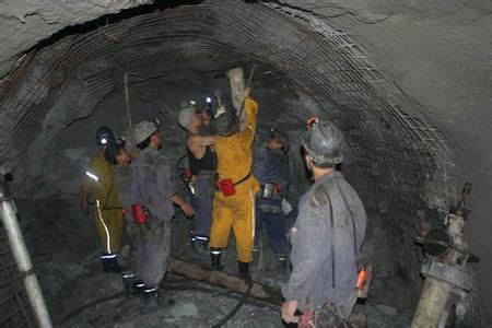 襄汾工程爆破中的危险因素分析以及应对工程爆破危险的措施